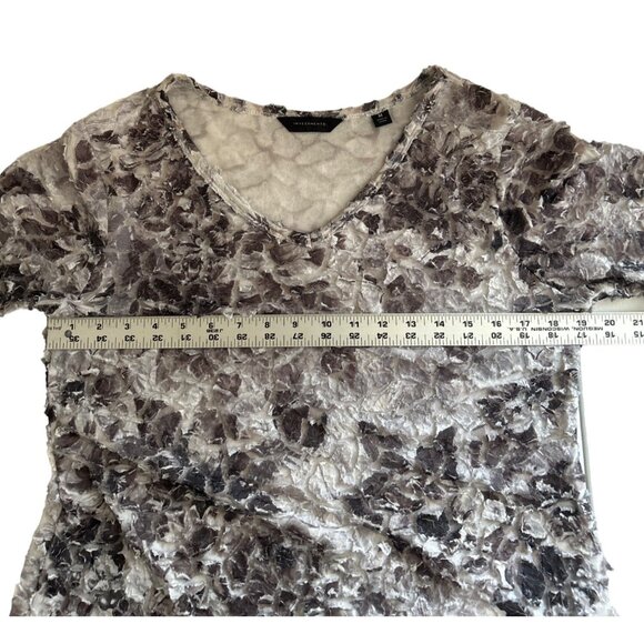 Investments Women's Textured V-Neck Long Sleeve Top Gray & White, Size Medium - Picture 8 of 9